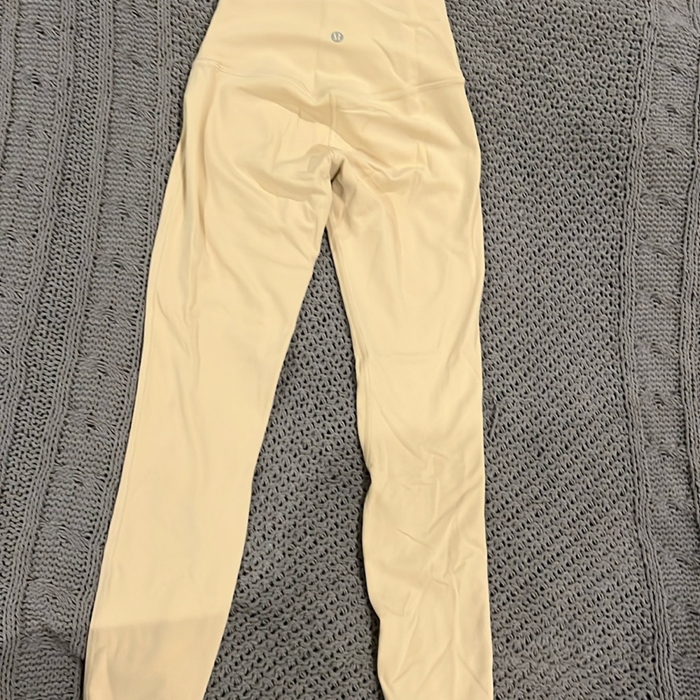 Lululemon leggings!